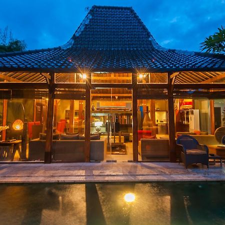 Tides Echo Beach Villa Canggu  Exterior photo