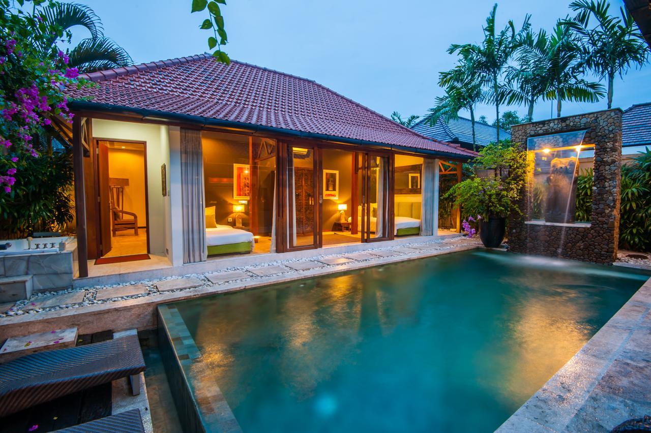 Tides Echo Beach Villa Canggu  Exterior photo